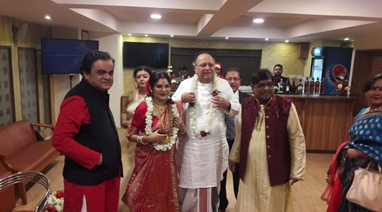 Bengali Actor couple Dolon Roy Dipankar Dey photos
