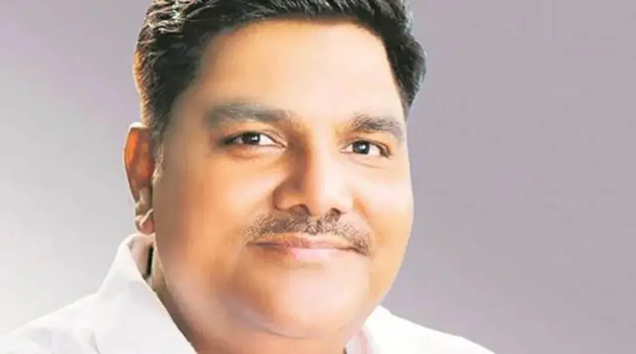 tahir hussain , তাহির হুসেন, আপ কাউন্সিলর, গ্রেফতার তাহির হুসেন, গ্রেফতার আপ কাউন্সিলর তাহির হুসেন, aap mla, ib officer murder, আইবি আধিকারিকের মৃত্যু, delhi violence, দিল্লি হিংসা, delhi police, chand bagh, indian express bangla