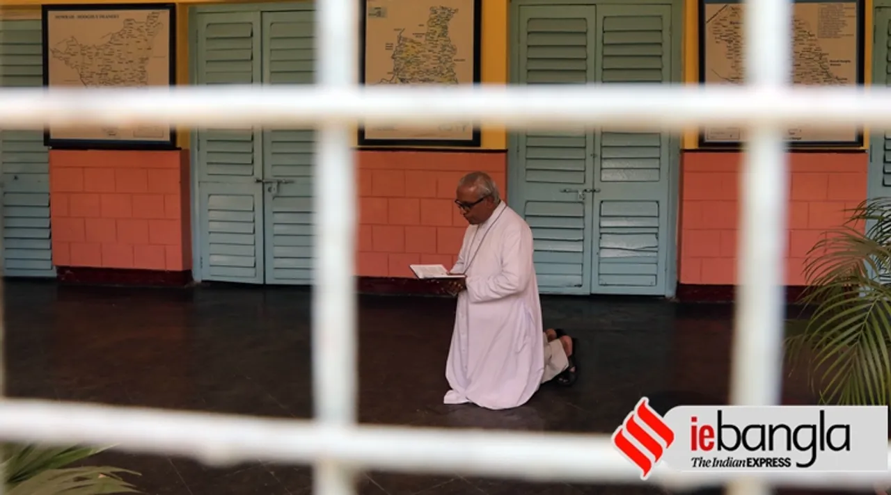 নীরবে, নিভৃতে পালিত গুড ফ্রাইডে, দেখুন ছবিতে