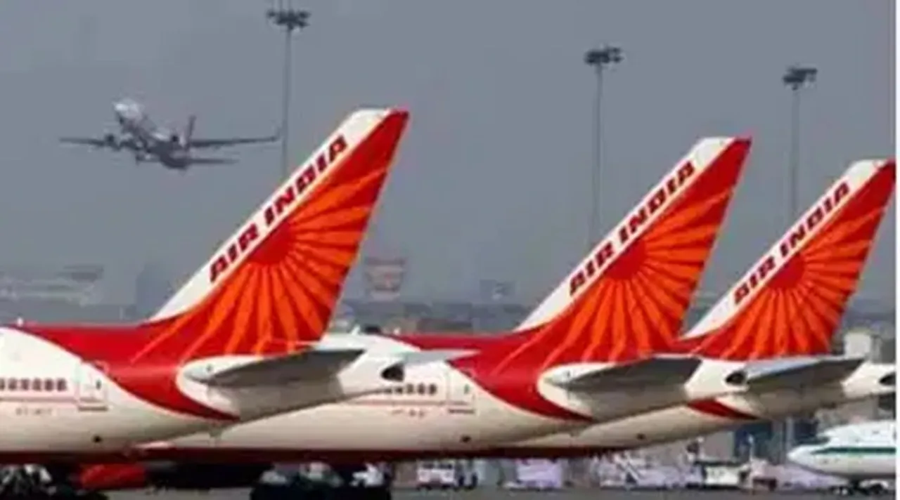 কলকাতায় বন্ধ হচ্ছে উড়ান পরিষেবা-গলাকাটা দেহ নিয়ে শহর ভ্রমণ ক্যাব চালকের-তৃণমূল,এসইউসি সংঘর্ষে মৃত ২-'বাংলায় বেকারত্ব অনেকটাই কম'-মৃত্যু রহস্য বীরভূমে
