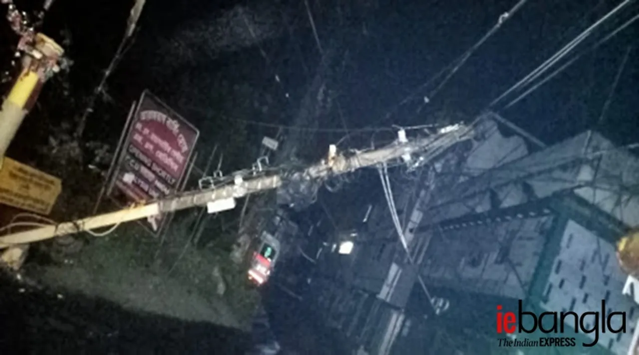weather, ঝড়-বৃষ্টির পূর্বাভাস, ঝোড়ো হাওয়া, কালবৈশাখী, কলকাতায় কালবৈশাখী, ঝড়-বৃষ্টি, দমকা হাওয়া, আবহাওয়ার খবর, বৃষ্টির পূর্বাভাস, ঝড়-বৃষ্টির পূর্বাভাস, weather news, weather updates, rain, storm, rain forecast, weather latest update, কলকাতায় বৃষ্টি, পশ্চিমবঙ্গের আবহাওয়া, kolkata rain, kolkata weather updates, ammphan, আমফান, আম্পান, আম্ফান, আমপান, উমপুন, উমফুন, উম্পুন