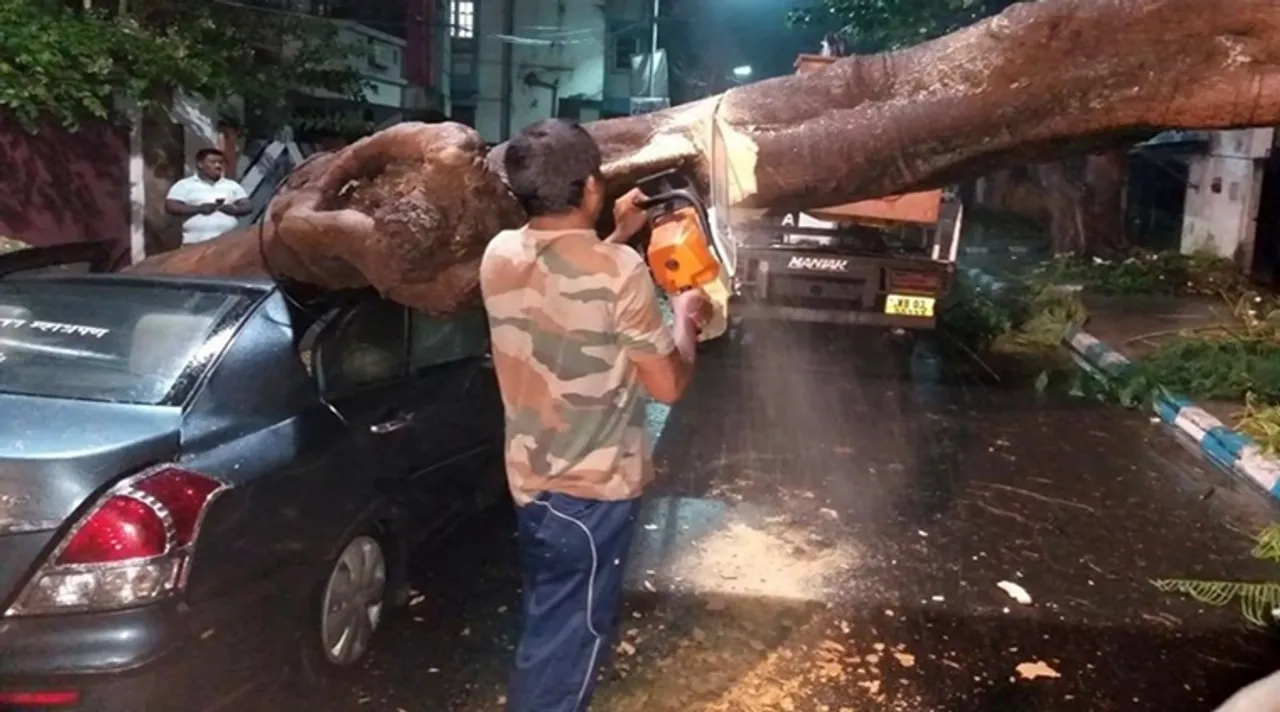 amphan update kolkata police