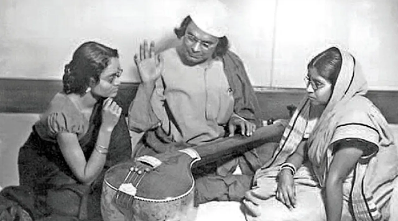 nazrul geeti popular songs