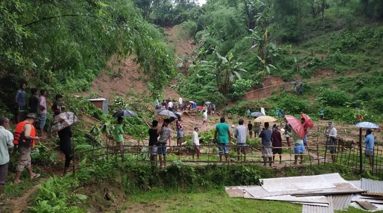 assam landslides, অসম, আসাম, অসমে ভূমিধস, আসামে ভূমিধস, অসম ভূমিধস, অসম ধস, আসাম ধস, assam news, assam floods, barak valley landslides, কাছার, করিমগঞ্জ, হাইলাকান্দি, সর্বানন্দ সোনওয়াল, cachar landslide, karimganj landslide, hailakandi, assam rainfall, sarbananda sonowal