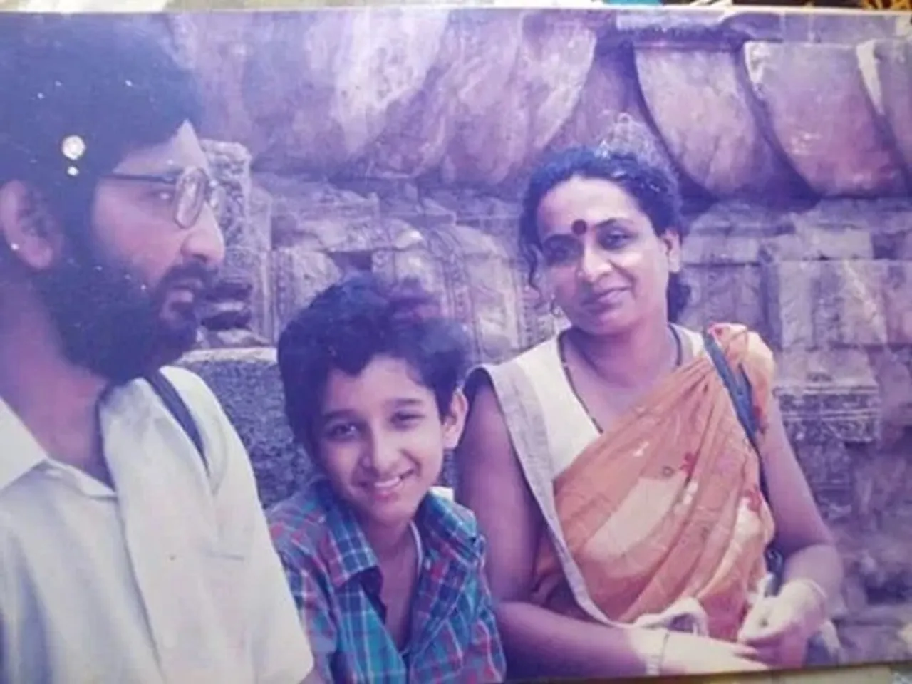 বাংলা ছবির তারকাদের বাবাদের চিনে নিন, রইল অ্যালবাম