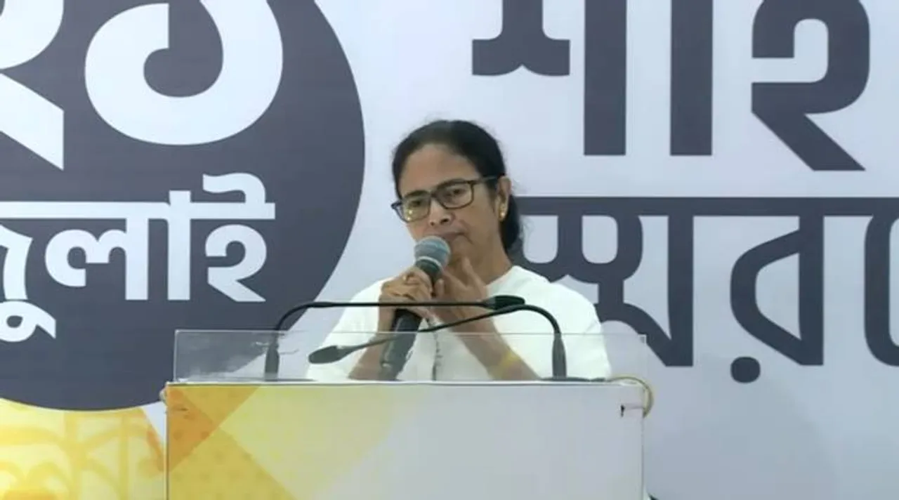 '২০২১ জয়ের পর ঐতিহাসিক সমাবেশ ২১ জুলাই'-‘মমতাকে ২১ জুলাইয়ের সমাবেশ করার অনুমতি দেব’-ফুটবলের নক্ষত্র যোগ দিলেন বিজেপিতে-প্রদেশ কংগ্রেস সভাপতি সোমেন মিত্র হাসপাতালে