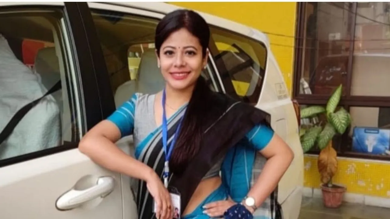 সংক্রমণকে সঙ্গী করেই ভোটযজ্ঞে কলকাতার একমাত্র লেডি লিয়াজিয়ন অফিসার