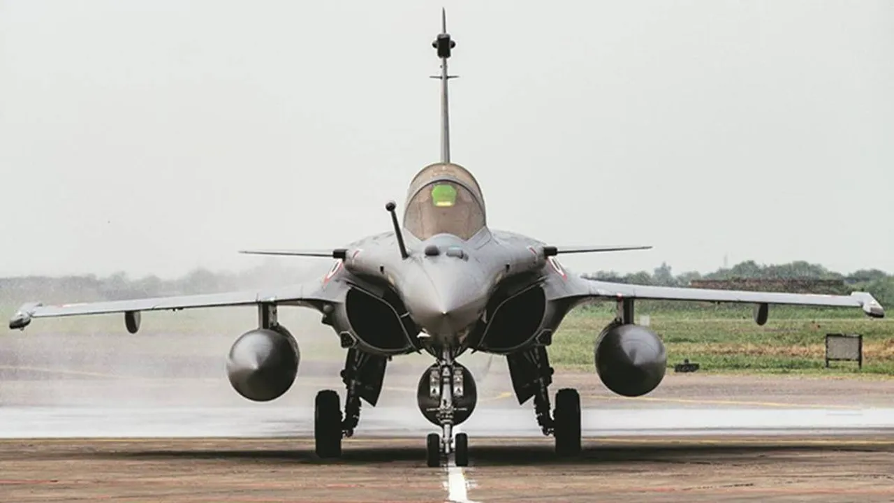 IAF, Rafale Fighter Jet, RKS Bhadauria, Bangla News