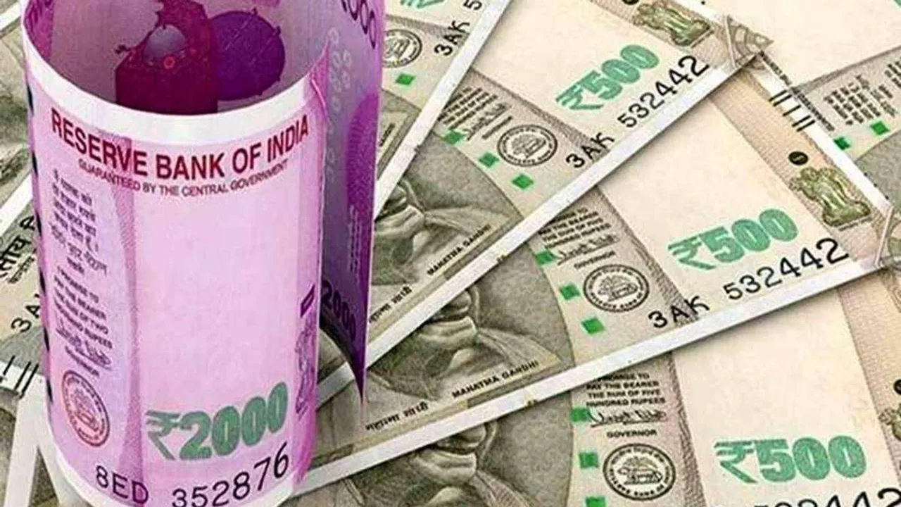 Demonetization, Cash