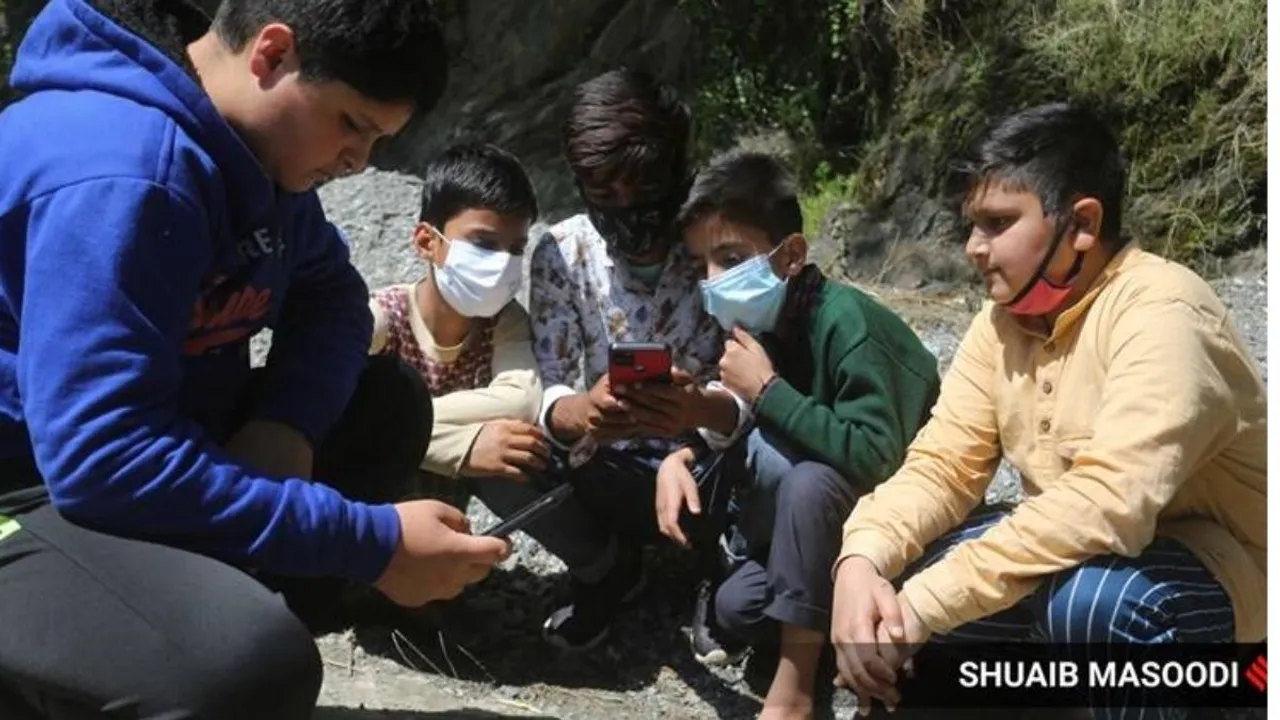 Online Class, Kashmir Teacher
