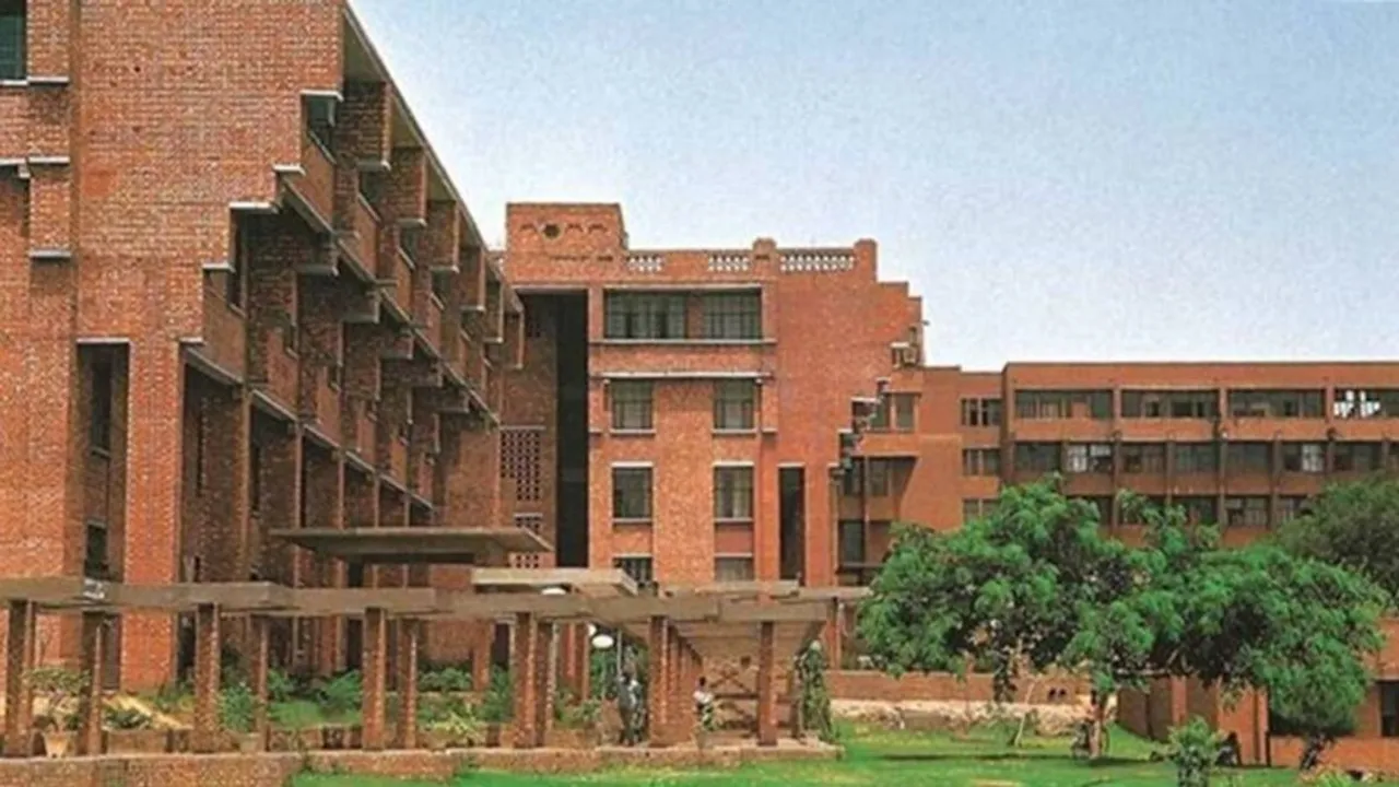 JNU Campus, Delhi Police