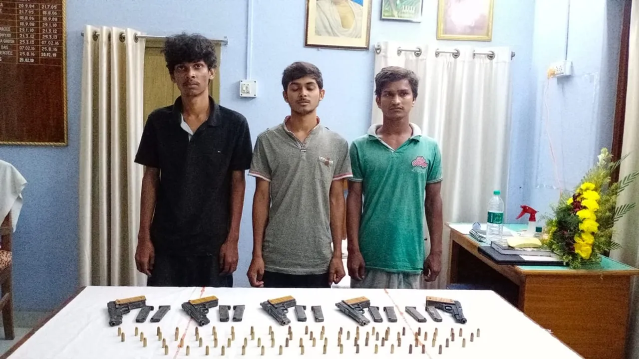kaliachak murder case weapons were recovered from the house of two Asif-s friends