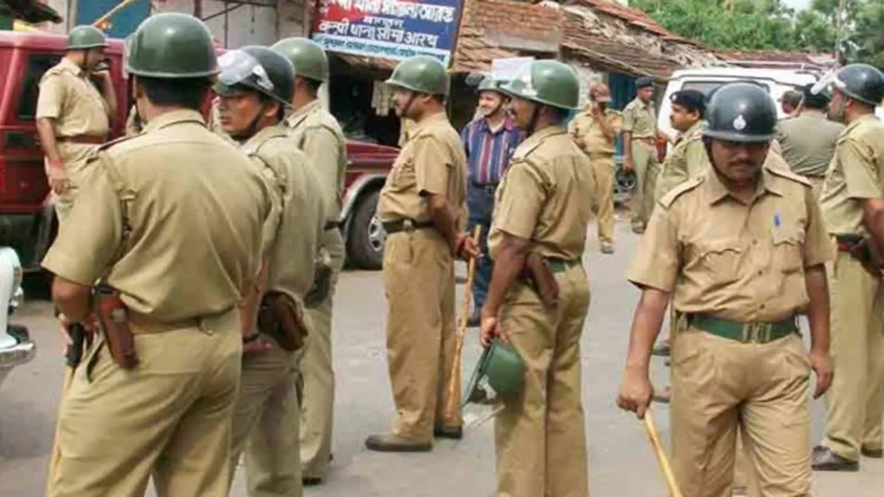 Purba Medinipur, inmates, Prison Van