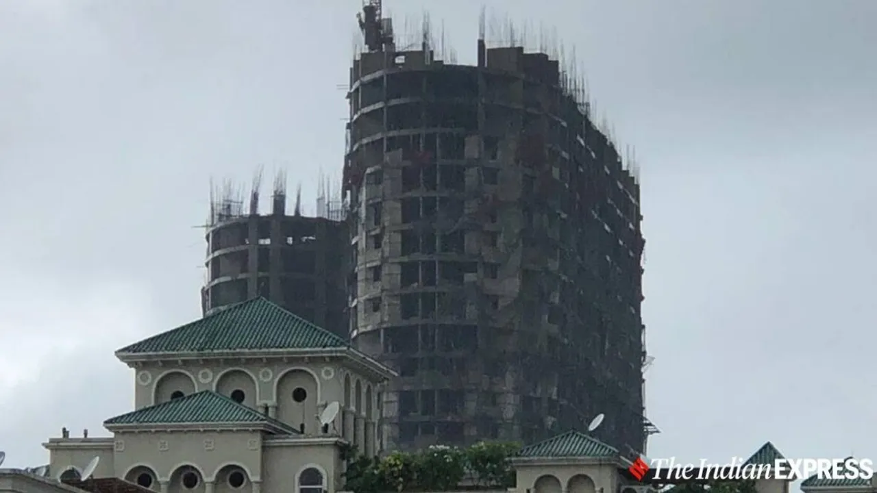 Noida, Twin Tower, Supertech Building