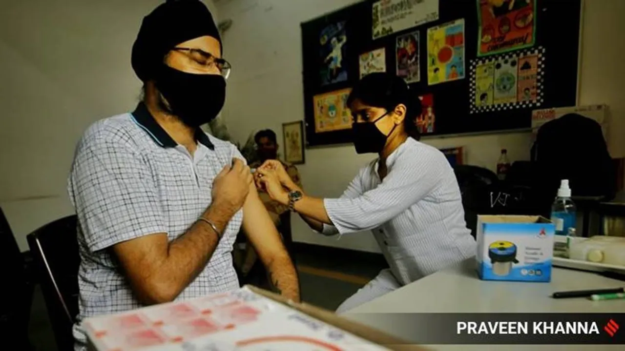 Thackeray expresses concern over slow pace of covid vaccinations