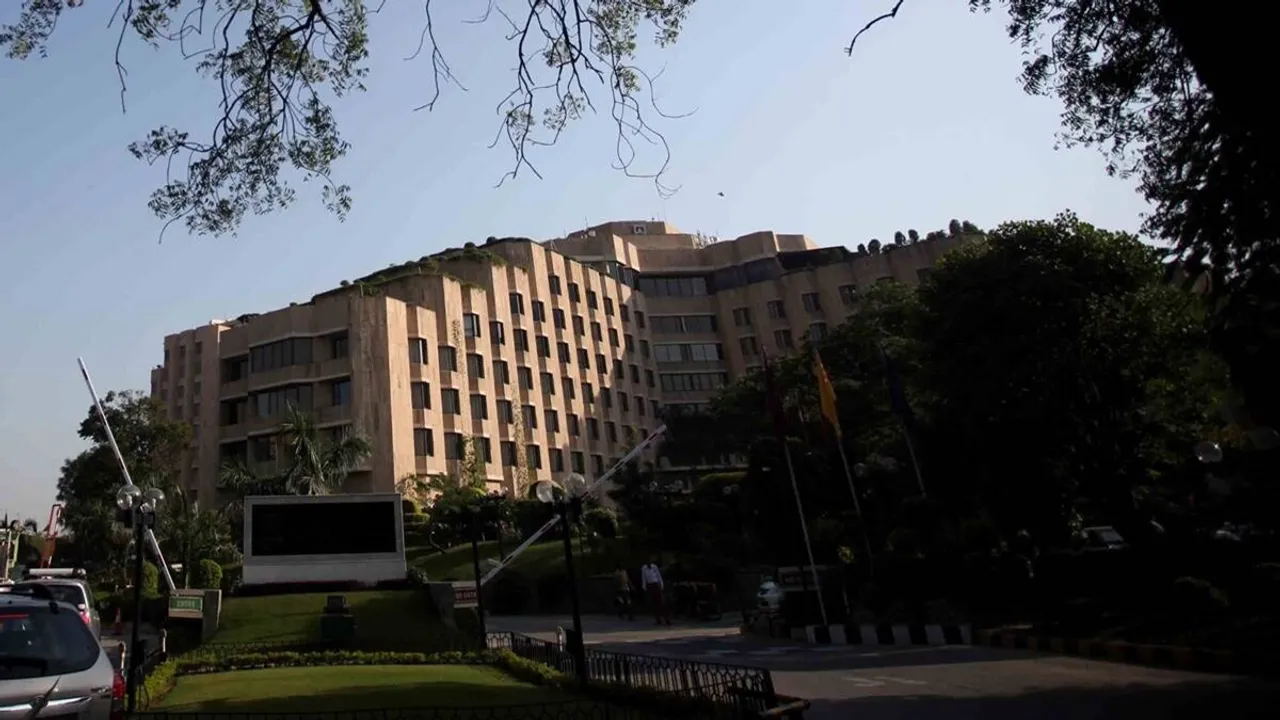 Woman awarded Rs 2 crore compensation for wrong haircut, treatment by salon at Hotel ITC Maurya