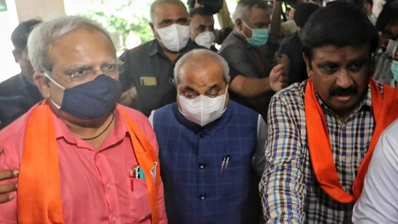 I have not been sidelined says outgoing Gujarat deputy CM Nitin Patel