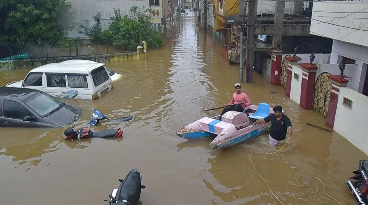 Andhra Pradesh rains, Death toll rises to 15, 18 missing, 20,000 shifted to relief camps