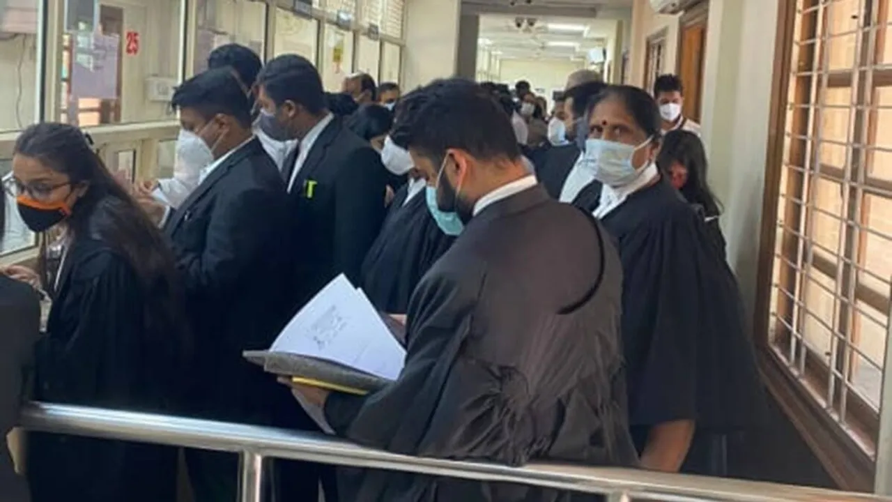 Arunava Ghosh won the post of President of the Bar Association