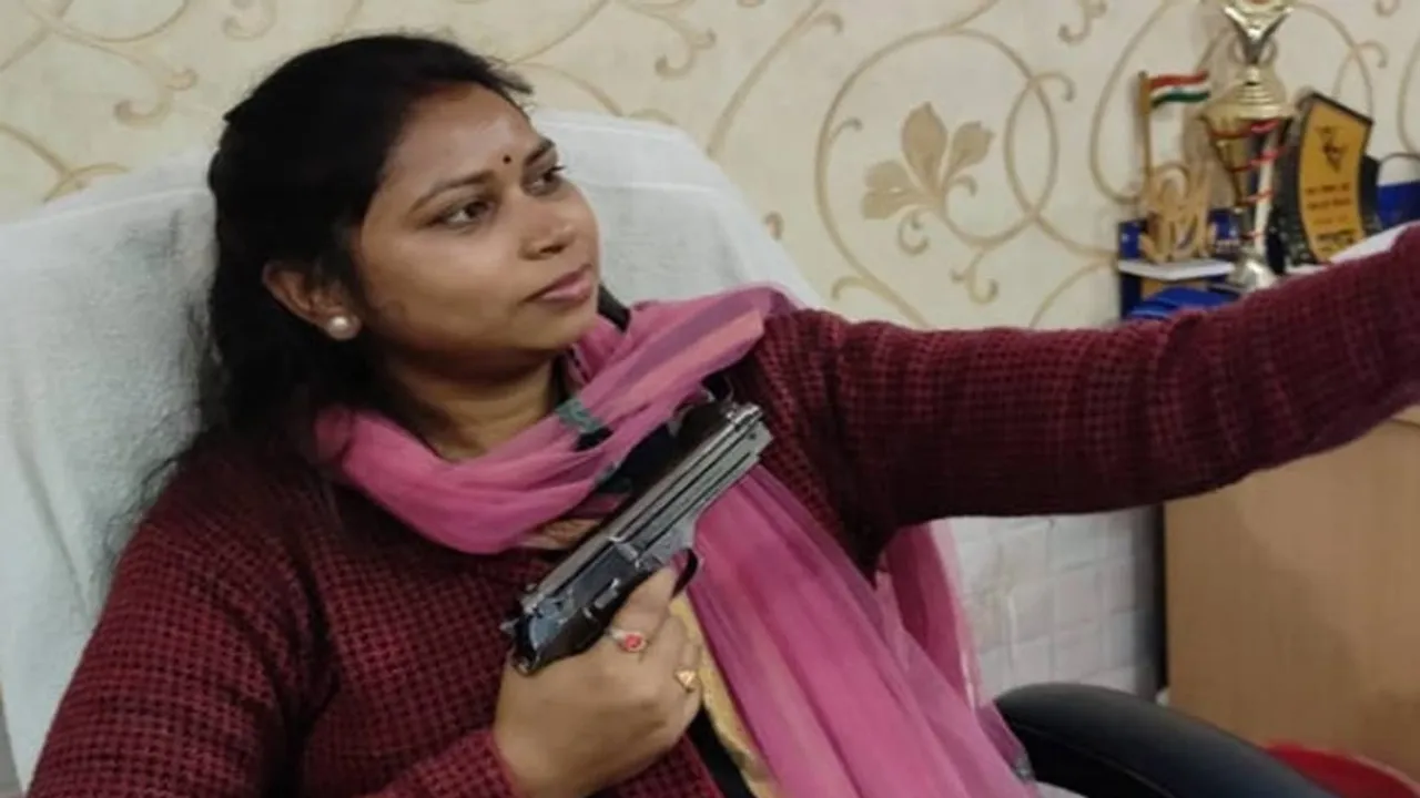 Maldah district Trinamool Congress president with 'firearm' in hand, controversy erupts over photo viral