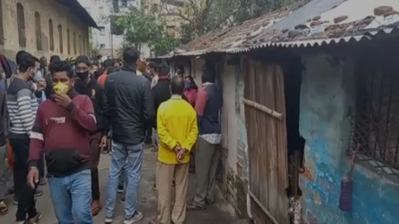 Bodies of 3 members of the same family were recovered at asansol
