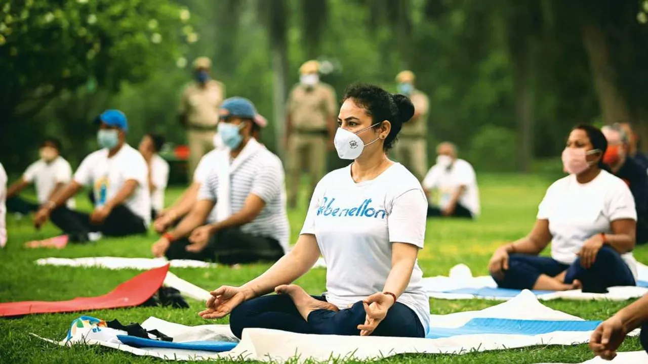 Covid 19 omicron Yoga classes for Delhi Corona patients under home isolation from tomorrow