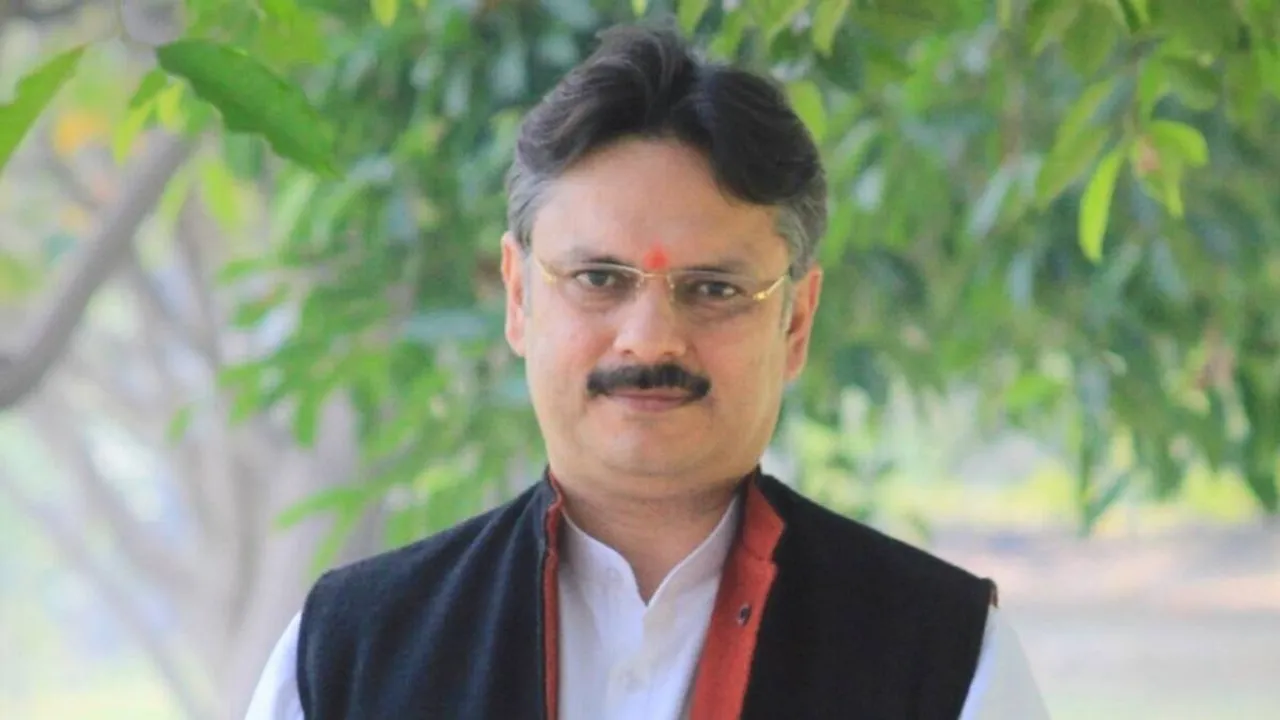 After voluntary retirement accepted, ED joint director Rajeshwar Singh set to join politics