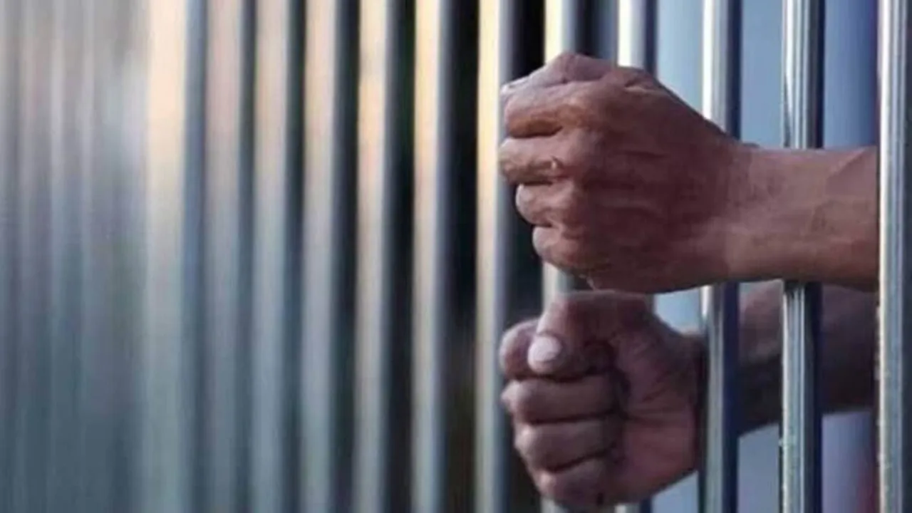 Indian origin uriya Krishnan jailed in Singapore for fracturing face of Myanmar maid