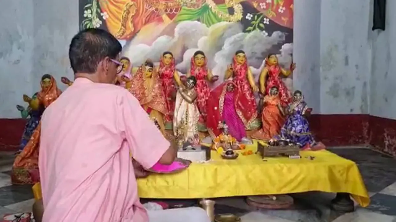 Burdwan Town residents to play Holi Saturday, Here's the reason: