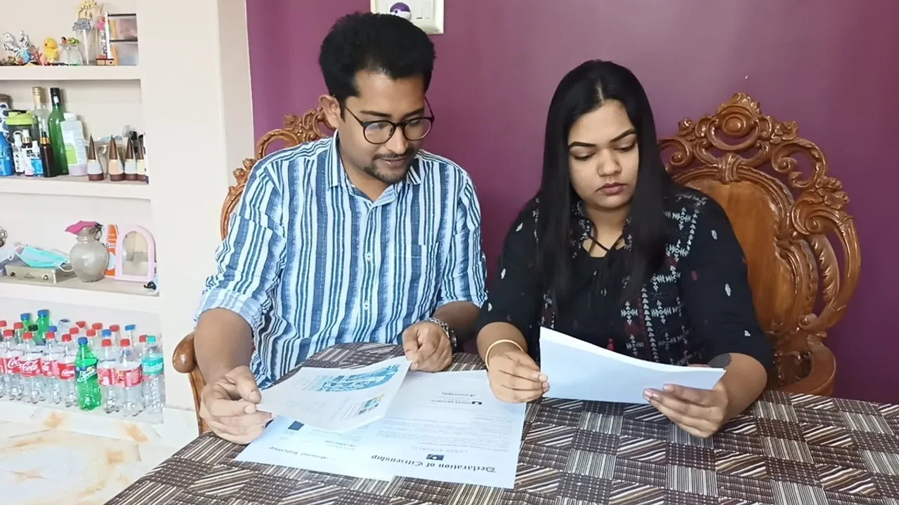 An engineer from Maldah's Englishbazar has bought land on the moon for his wife on her wedding anniversary