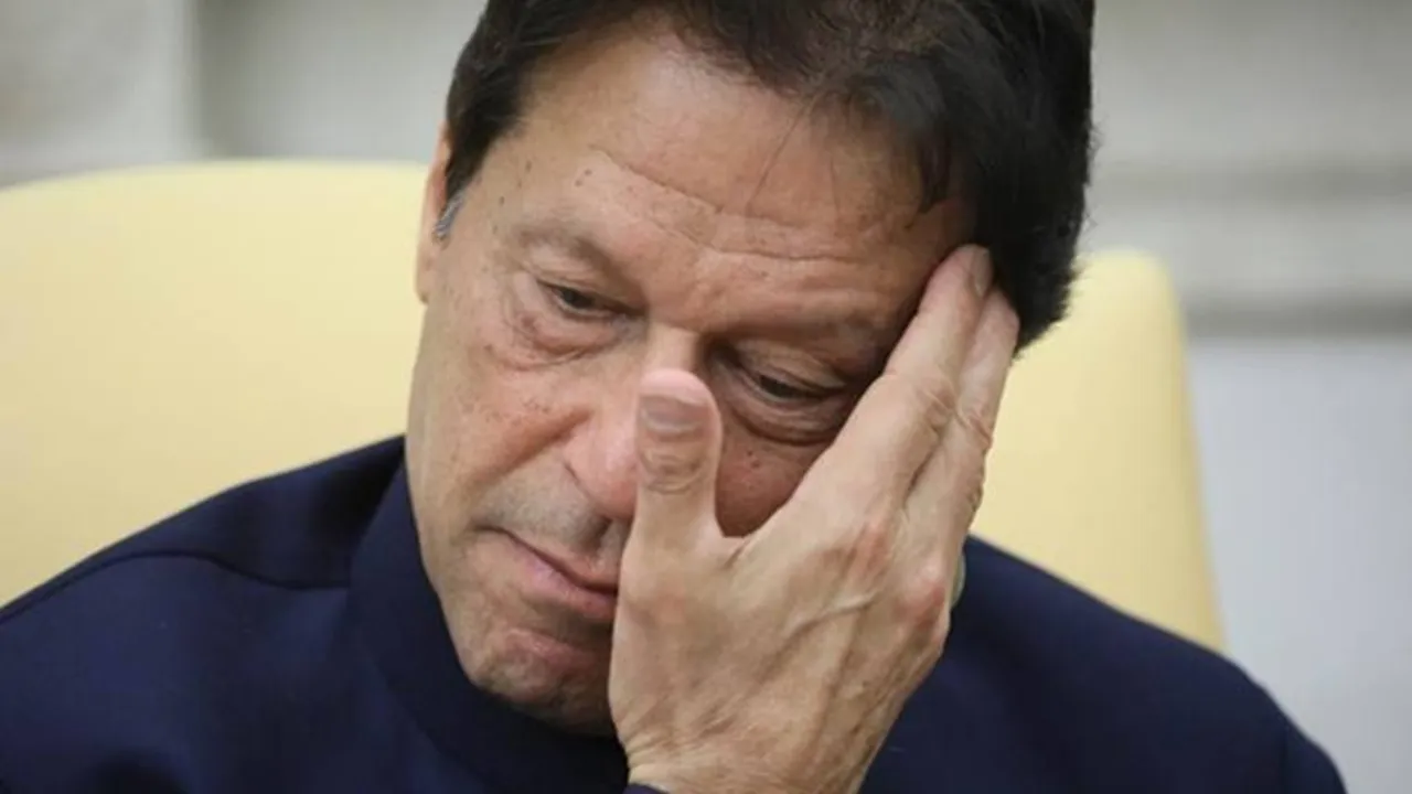 no-confidence motion against pakistan PM imran khan cabinet updates