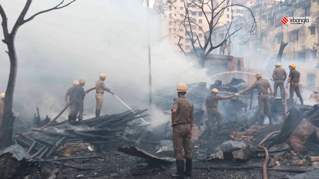 Kolkata: Massive fire broke out in Tangra
