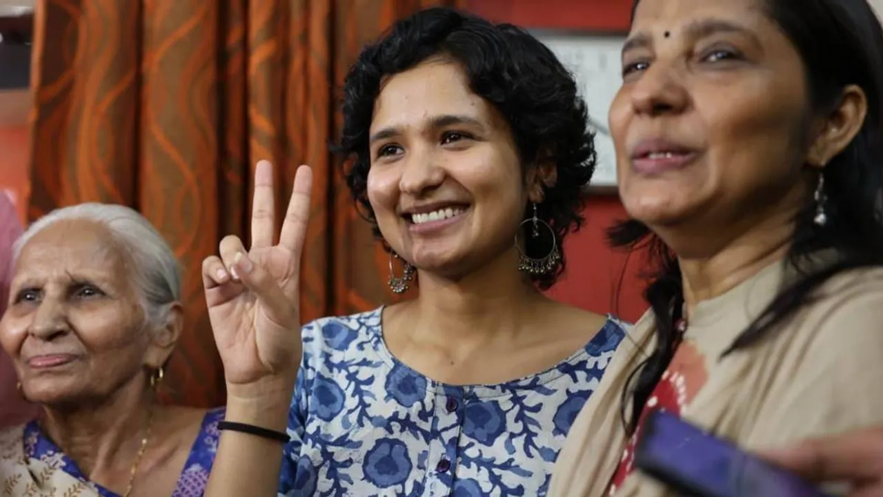 upsc,civil service,result,topper,ias,shruti sharma, UPSC,Shruti Sharma,UPSC Result 2021,UPSC 2021 Result,Union Public Service Commission,UPSC Result Declared,UPSC Result Out,UPSC Result Today,2021 UPSC Result,UPSC Exam Result,2021 UPSC Result Today