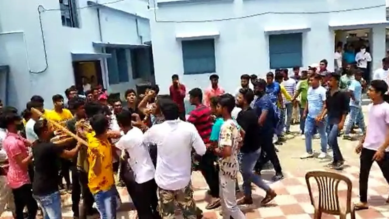 kalna college student clash