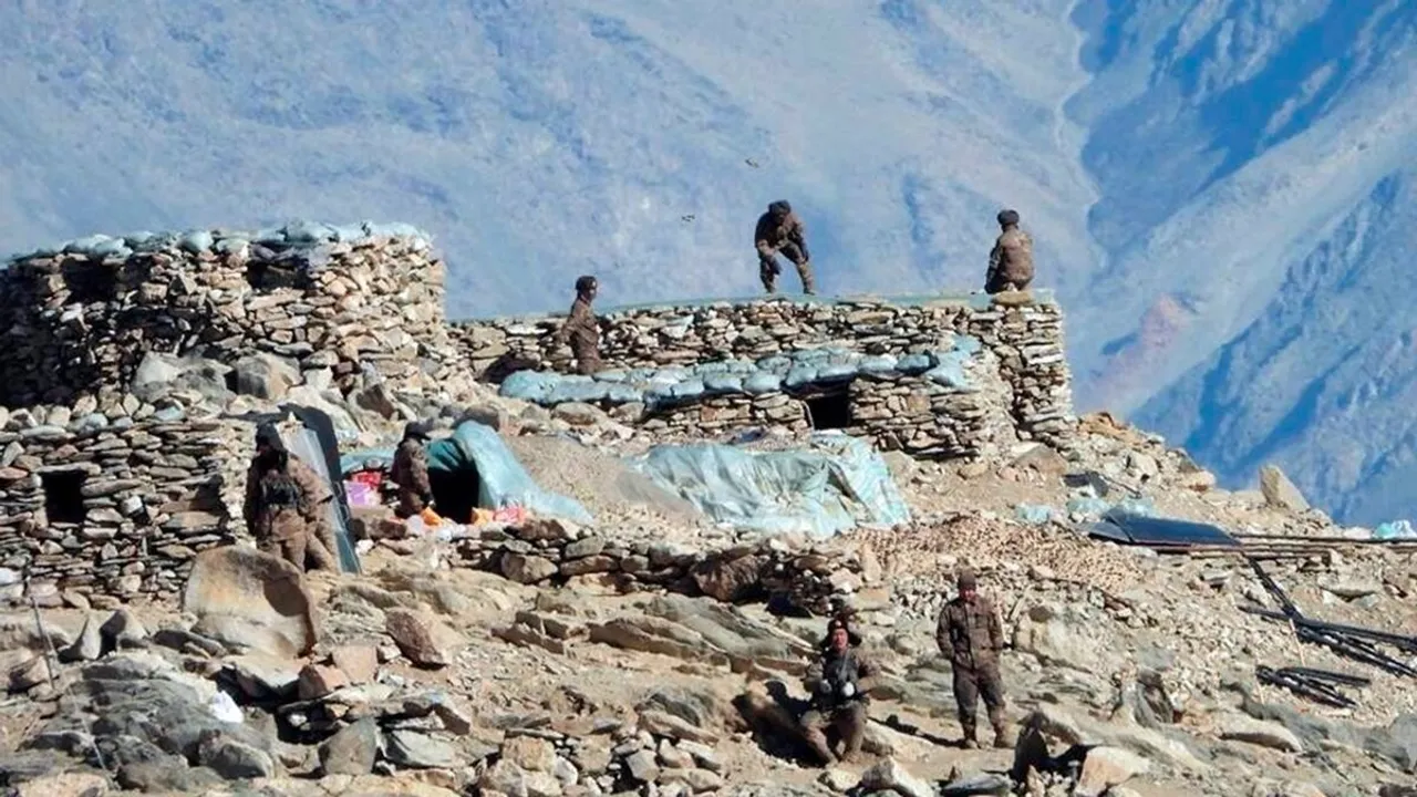 At least 7 soldiers dead after vehicle falls into Shyok river in Ladakh