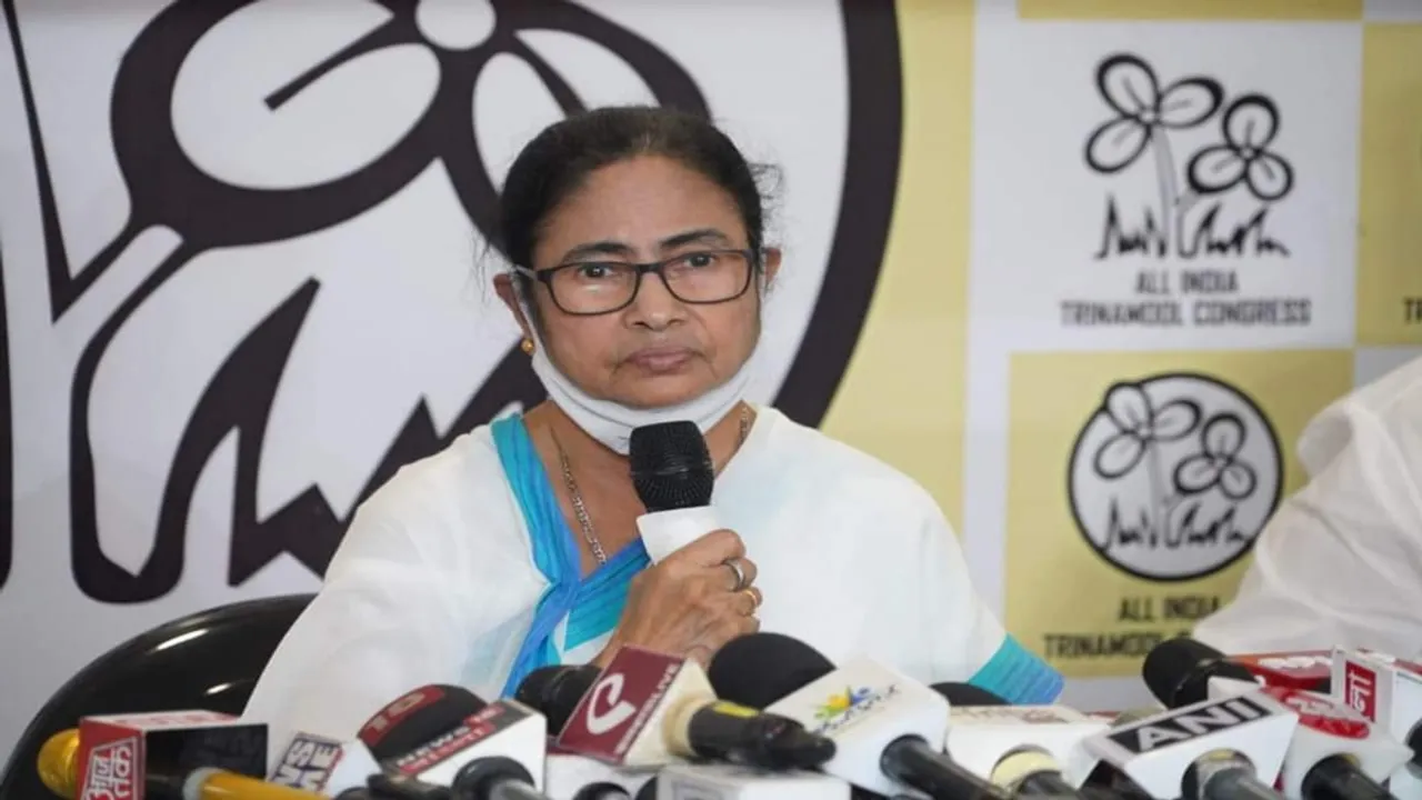 'Correct me if I am wrong', Mamata Banerjee urges to citizens