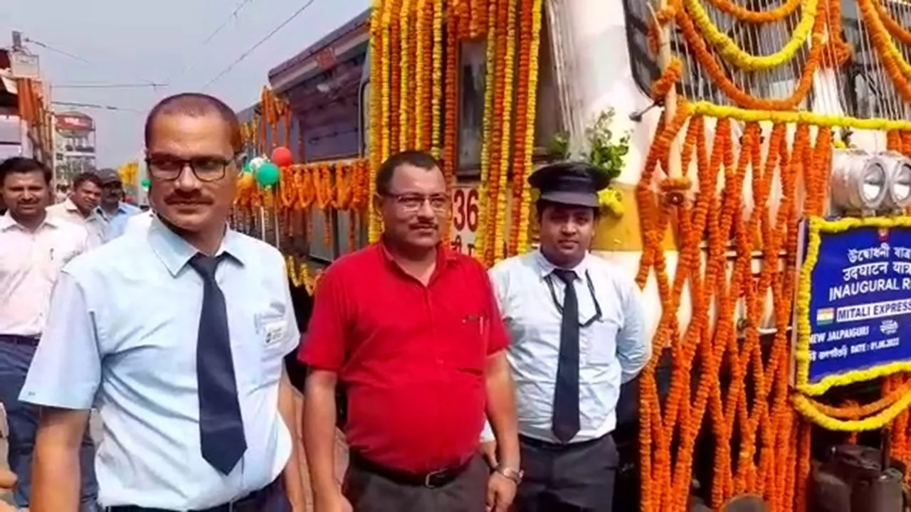 Mitali Express have started from New Jalpaiguri towards Bangladesh