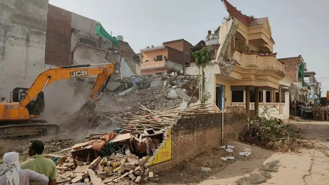 PRAYAGRAJ_DEMOLITION