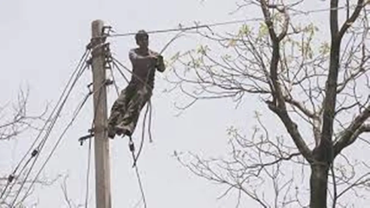 Bareilly Police Station News,bareilly,swarup,modi singh,bhagwan swarup,electricity