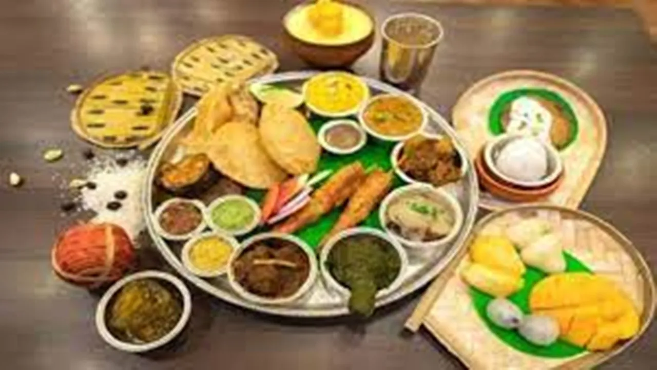 amai Sashti,Jamai Sashti 2022,delectable dishes for Jamai Sashti,traditional recipes for jamai sashti,sunehri maach,Panta,Mangsher Jhol,Pantua,aloo dholkia,seafood