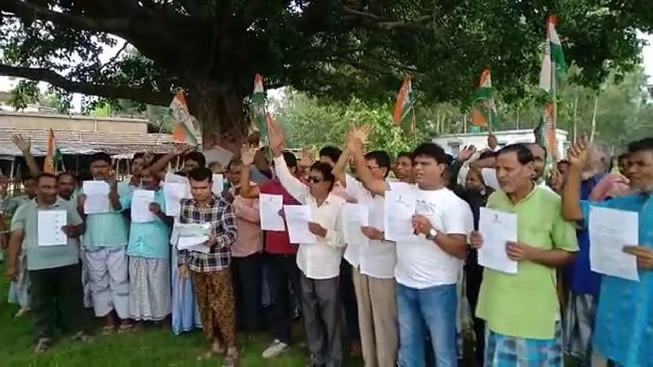 allegation of embezzling rs 5 crore in 100 days of work against Mashaldah Gram Panchayat malda
