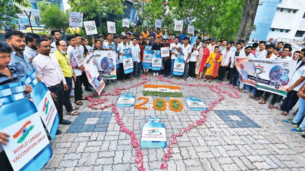 Covid, Covid-19, Covid vaccine, Covid-19 vaccine, vaccination, jabs, shots, coronavirus, coronavirus vaccine, Narendra Modi, Mansukh Mandaviya, Indian Express, India news, current affairs, Indian Express News Service, Express News Service, Express News, Indian Express India News
