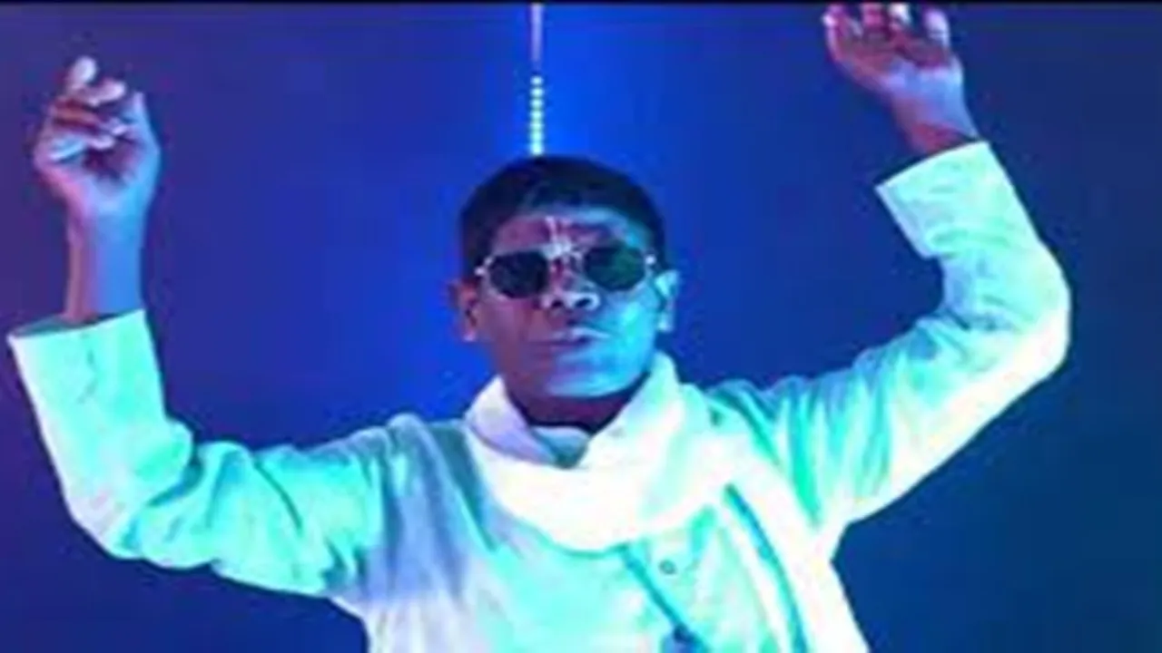 Bhuban Badyakar, Bhuban Badyakar New Song, Chu Kit Kit, Kacha Badam, ভুবন বাদ্যকরের নতুন গান, চু কিত কিত, কাঁচা বাদাম