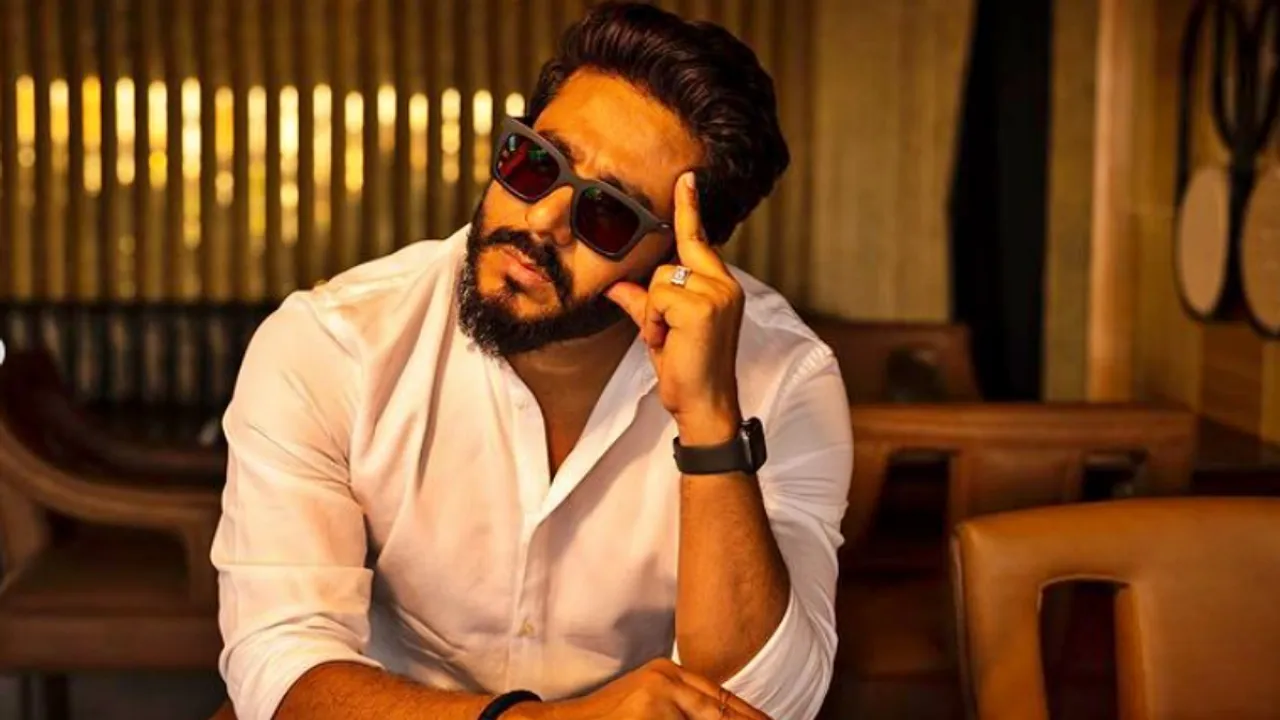 Raj Chakraborty, Raj Chakraborty Bollywood debut, Director Raj Chakraborty, TMC MLA Raj Chakraborty, Raj Chakraborty web series, রাজ চক্রবর্তী, রাজ-শুভশ্রী, বলিউডে রাজ চক্রবর্তী, Indian Express Entertainment News, Bengali news today