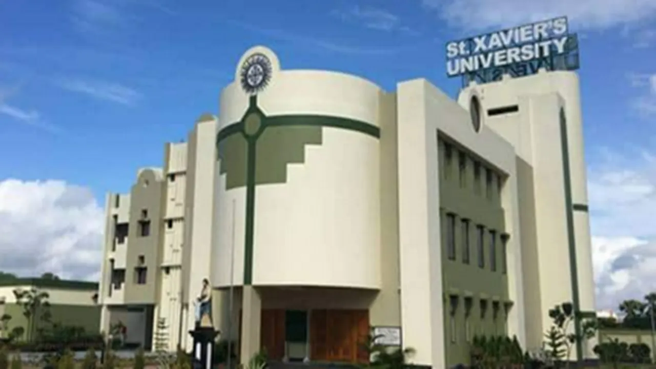 professor lost job for posted bikini weared photo in instagram