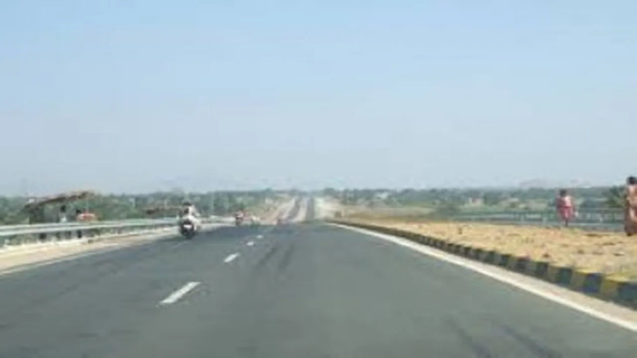 howrah domjur road accident