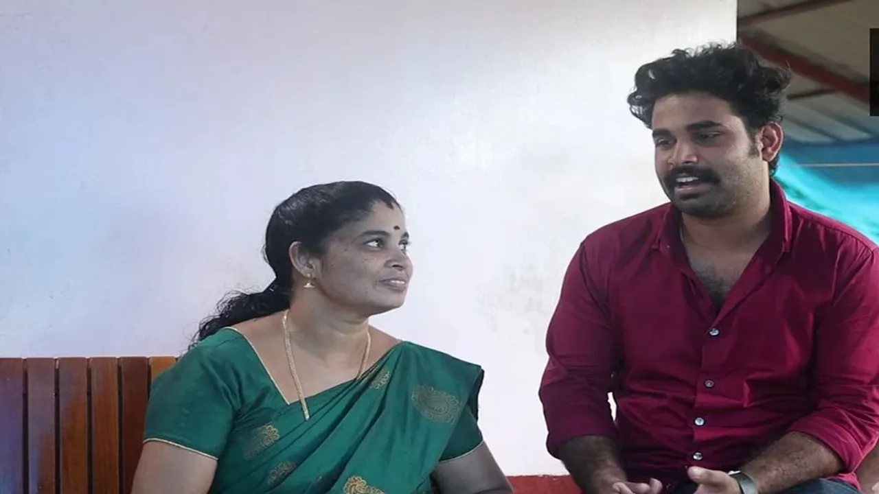 Public Service Examination,PSU,Bindu,Vivek,mother and son duo,LGS,LDC,ICDS,Coaching Centre,Coaching classes,Last Grade Servants,anganwadi teacher,4th venture,Kerala,MAins exam,Interview round,PSC exams,Mother-Son,Public Service Commission,viral news"