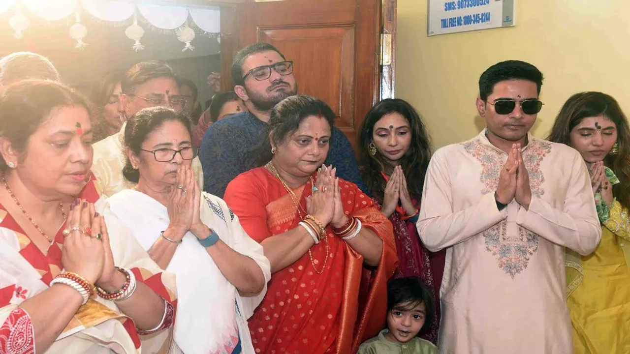kali Puja 2022, Abhishek Banerjee, Mamata Banerjee, ananda utsav 2022, TMC, kalighat, Kali Puja