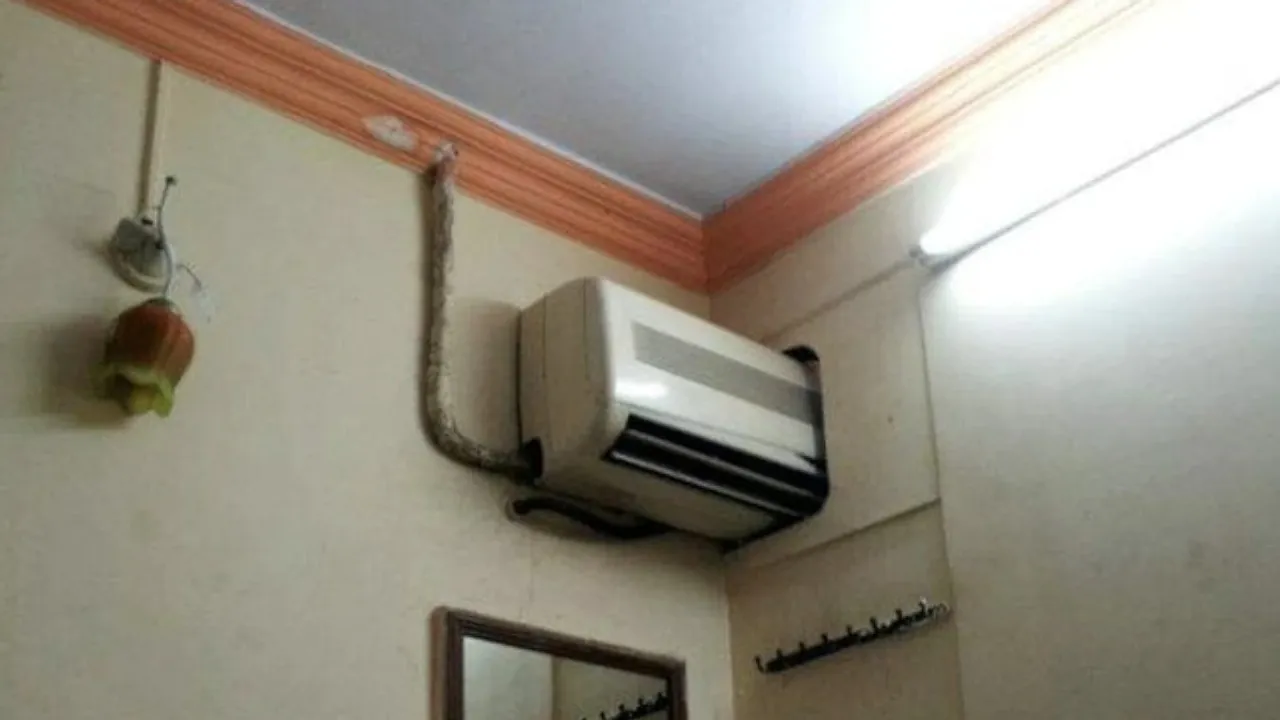 showing, split, between, rooms, mumbai, hotel, goes, viral, news, daily news, latest news, news online, current news, current affairs, miscellaneous"/>