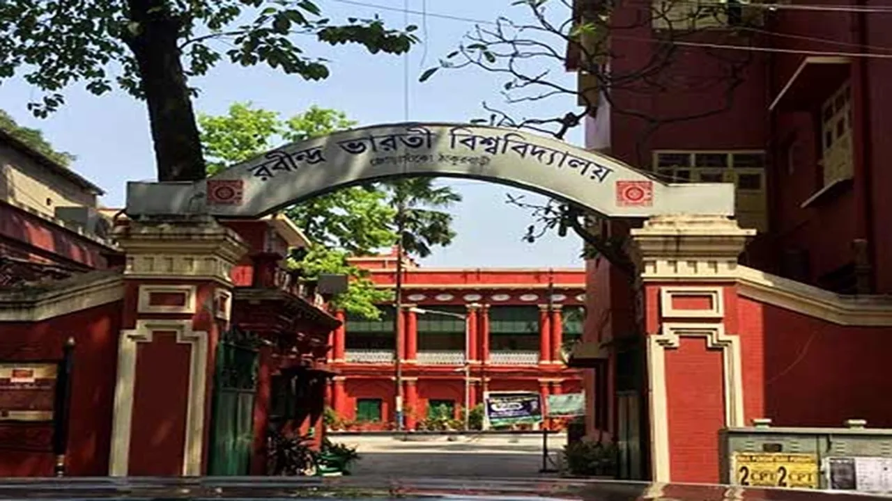 Calcutta High Court orders demolition of TMC party office in rabindra bharati universitys Jorasanko campus, জোড়াসাঁকো ক্যাম্পাসে তৃণমূলের দফতর ভাঙার নির্দেশ হাইকোর্টের